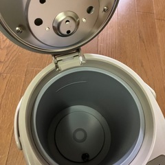 電気ポット　値下げ可の画像