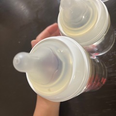 Pigeon✨母乳実感✨ガラス製哺乳瓶✨160mlと240ml2本セット✨の画像