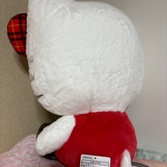 キティちゃんBIGぬいぐるみ
の画像