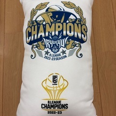 琉球ゴールデンキングス　2022-23優勝記念グッズ　クッションの画像