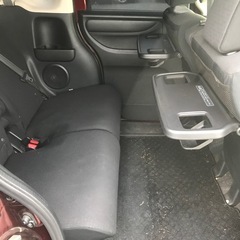 お買い得車‼️27年後期N-BOX カスタム　G Lパッケージ　両側パワースライドドア　リアテーブル　リアサイドサンシェード　　リアシートスライド　ワンタッチウインカー　オートライト ナビ　フルセグテレビ　Bluetooth などなど豪華装備の画像