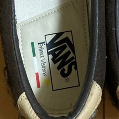 新品未使用 VANS ダークブラウン スリッポン　26.5cmの画像
