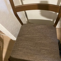 テーブル椅子セットの画像