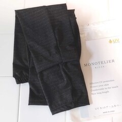 新品✨現役医師監修 冷感 UVカット アームカバー 指穴あり ブラック 黒の画像