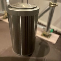 ゴミ箱 バタフライ自動開閉の画像