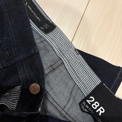 Armani Exchange 新品未使用　ジーンズの画像