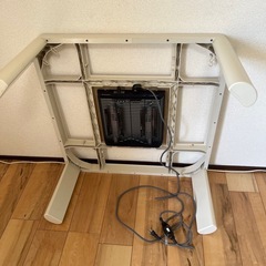 薄型ヒーターこたつの画像