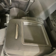 ステラRS オプションのシート　助手席が机になる奴の画像
