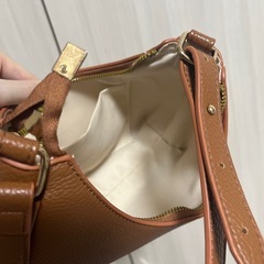 バッグ　トートバッグ　ショルダーバッグ　キャラメルカラーの画像