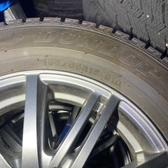 195/65r15 91Qプリウス30、50用スタッドレスタイヤ29週23年製とホイール4本の画像