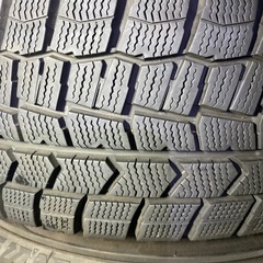 195/65r15 91Qプリウス30、50用スタッドレスタイヤ29週23年製とホイール4本の画像