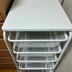 IKEA 収納棚の画像