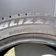 ブリヂストンVRX3 245/45R17　の画像