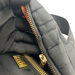 希少　kith ボディバッグ　ブラックの画像