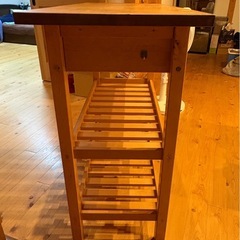 カウンターテーブルの画像