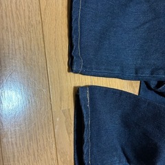 HOLLISTER  ジーンズの画像