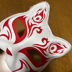 お面　猫?狐?の画像