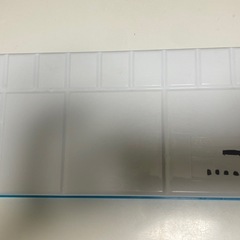 アクリル絵の具の画像
