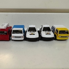 新品未開封ポケットトミカ、車のおもちゃの画像