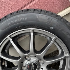 スタッドレスタイヤホイール4本セット　ほぼ新品　2024年43週製造　155/65R14
の画像
