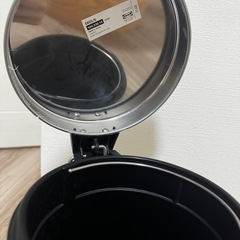 【譲り先決まりました】IKEA ゴミ箱　ベージュ の画像