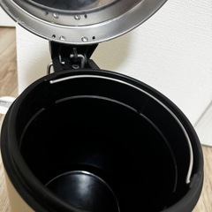 【譲り先決まりました】IKEA ゴミ箱　ベージュ の画像