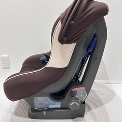 【TAKATA】タカタ　チャイルドシート　シェード付　インナークッション付属　新生児〜の画像