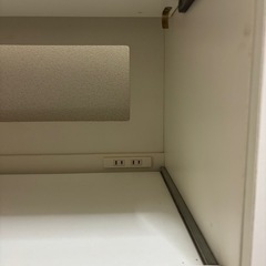 食器棚、カラーボックスの画像