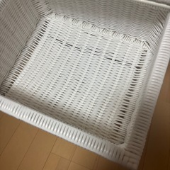 収納ラックの画像