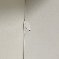 　👉 イケア GERSBY 本棚 ホワイト 60×180cm／使用感あり・一部ダメージありの画像