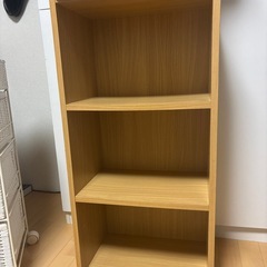 3段カラーボックスの画像