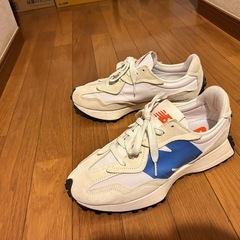 ニューバランス　327 スニーカー　28.5 メンズ　
シューズ の画像