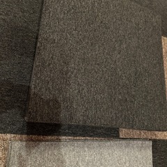 【特価】コメリタイルカーペット38枚（一部使用）の画像