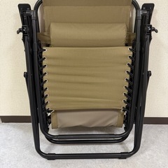 【取引中
】【アウトドア】リラックスチェア（カーキ）の画像