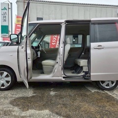 低走行9万キロ台！フル装備☆月々9千円〜分割払い可❗️ 車検2年付き！【名義変更代込み】大人気☆スズキ パレット☆SDナビ付き☆走行中DVD見れます☆ETC付き☆便利なバックカメラ付き☆電動スライドドア☆ドラレコ☆スマートキー☆フルオートエアコン☆事故修復歴無し☆そのまま乗って帰れます‼️の画像