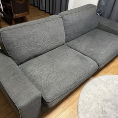 IKEA3人掛けソファ引き取りに来てくれる方限定で無料でお譲りいたします！の画像