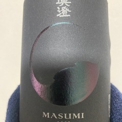 日本酒720ml 真澄 純米吟醸 漆黒KUROくろ ４合瓶 KuraMaster2020金賞の画像