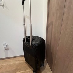 キャリーケース　機内持ち込みの画像