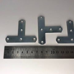 DIYに！プレート、ステー、タッピングビスの画像