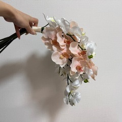 ウェディングブーケ 胡蝶蘭の画像
