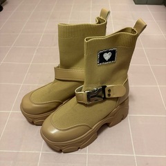 新品有り　23.5 靴 7足 まとめ売りの画像