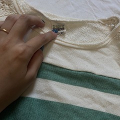 花柄刺繍長袖カットソーとストライプトップスセット　120の画像
