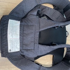 アンジェレッテ　ベビーキャリアプチ　新生児から使える抱っこ紐の画像