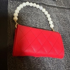 CHANEL シャネル レッド ミニポーチの画像