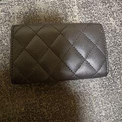 CHANEL シャネル ブラック 黒色 ミニポーチの画像
