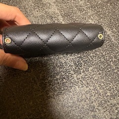 CHANEL シャネル ブラック 黒色 ミニポーチの画像