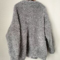 フィルムラメシャギー ニットの画像