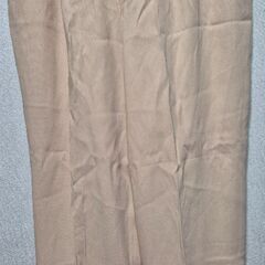 新品　大きいサイズ　女性スーツ（ジャケット・スカート・パンツ）3点1セットの画像