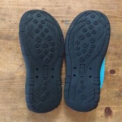 アクアシューズ　18-19cm 水色の画像