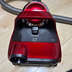 2018年製 TOSHIBA サイクロンクリーナーの画像